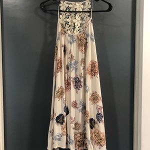 Audrey 3+1 crochet back floral dress
